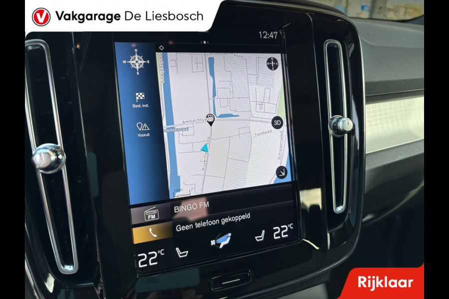 Volvo XC40 1.5 T4 Plug-in hybrid Plus Dark / Panorama-dak / Harman-Kardon / camera / stuur en stoel verwarming