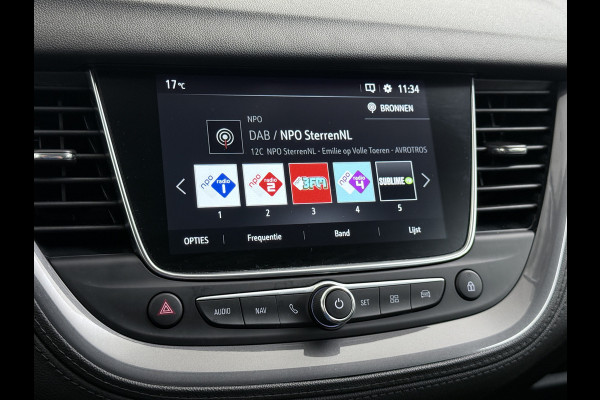 Opel Grandland X T131pk Navi Trekhaak Executive Dual-Ecc Apple Carplay Android PDC-a+v Park-Assist Distr.-Riem bij 61.000km vervangen Chroompakket Priv.Glass Volledig dealer onderhouden, laatste beurt bij 61.000km 1400kg trekvermogen.  EURO6