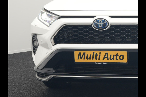 Toyota RAV4 2.5 Plug-in Hybrid AWD Dynamic 306pk Dealer O.H PHEV | Adaptive Cruise | Trekhaak | Sportstoelen Verwarmd | Camera | Apple Carplay | 18"L.M | Keyless | Stuurverwarming | Navigatie |