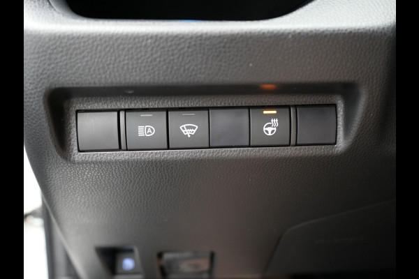 Toyota RAV4 2.5 Plug-in Hybrid AWD Dynamic 306pk Dealer O.H PHEV | Adaptive Cruise | Trekhaak | Sportstoelen Verwarmd | Camera | Apple Carplay | 18"L.M | Keyless | Stuurverwarming | Navigatie |