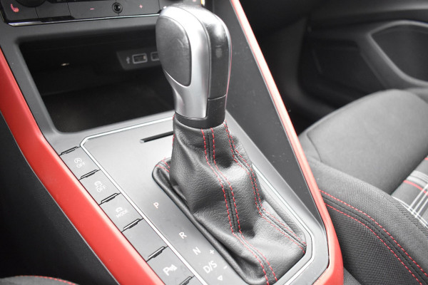 Volkswagen Polo 2.0 TSI GTI Cruise ACC Stoelvw Navi
