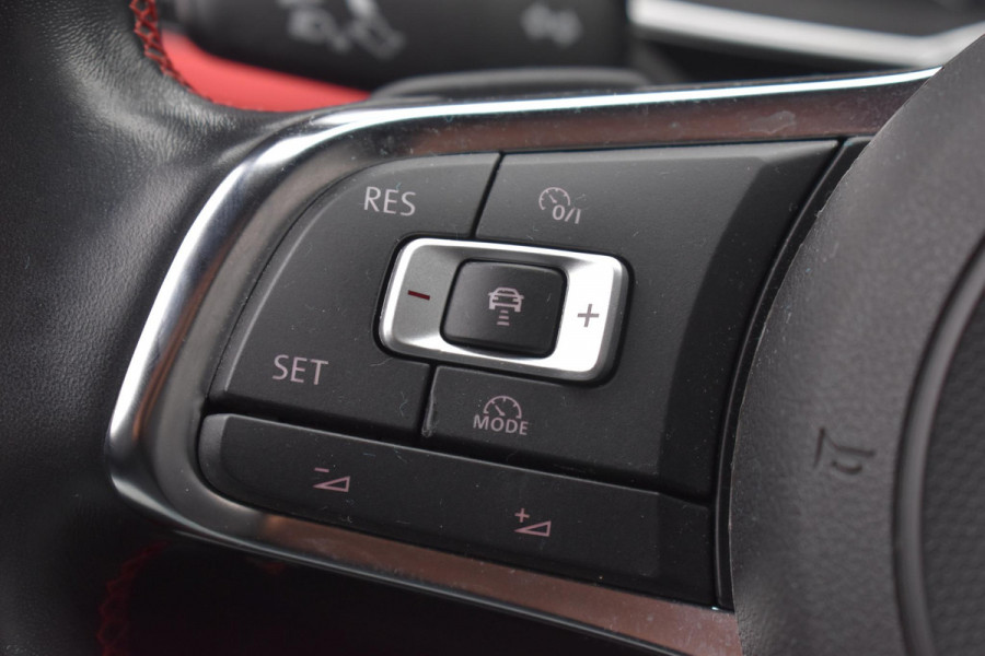 Volkswagen Polo 2.0 TSI GTI Cruise ACC Stoelvw Navi