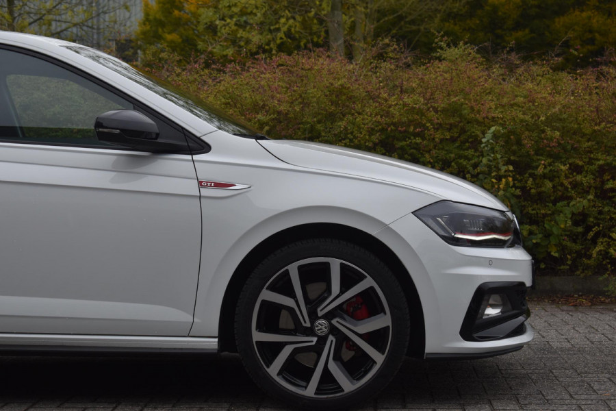 Volkswagen Polo 2.0 TSI GTI Cruise ACC Stoelvw Navi