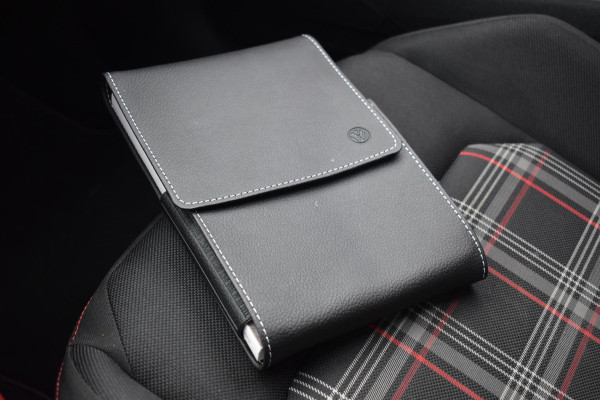 Volkswagen Polo 2.0 TSI GTI Cruise ACC Stoelvw Navi