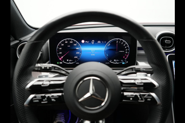 Mercedes-Benz C-Klasse Estate 300 e AMG Line Plug In Hybrid 313pk Dealer O.H PHEV | Trekhaak af Fabriek | Adaptive Cruise | 360 Camera | Digital LED | Burmester Soundsystem | Alcantara Sportstoelen Verwarmd | Sfeerverlichting | Keyless |