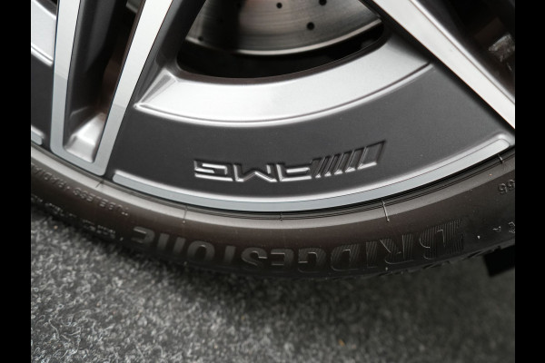 Mercedes-Benz C-Klasse Estate 300 e AMG Line Plug In Hybrid 313pk Dealer O.H PHEV | Trekhaak af Fabriek | Adaptive Cruise | 360 Camera | Digital LED | Burmester Soundsystem | Alcantara Sportstoelen Verwarmd | Sfeerverlichting | Keyless |