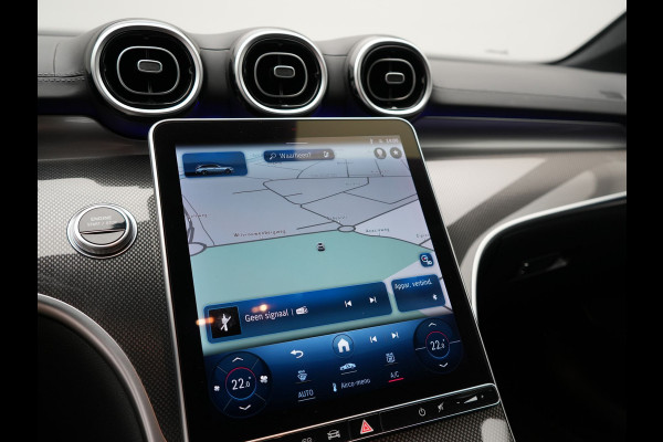 Mercedes-Benz C-Klasse Estate 300 e AMG Line Plug In Hybrid 313pk Dealer O.H PHEV | Trekhaak af Fabriek | Adaptive Cruise | 360 Camera | Digital LED | Burmester Soundsystem | Alcantara Sportstoelen Verwarmd | Sfeerverlichting | Keyless |