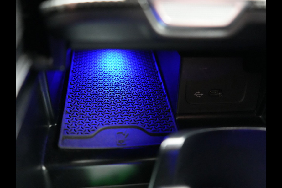 Mercedes-Benz C-Klasse Estate 300 e AMG Line Plug In Hybrid 313pk Dealer O.H PHEV | Trekhaak af Fabriek | Adaptive Cruise | 360 Camera | Digital LED | Burmester Soundsystem | Alcantara Sportstoelen Verwarmd | Sfeerverlichting | Keyless |