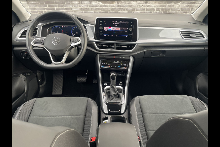 Volkswagen T-Roc 1.5 TSI Style | LED | Camera | Carplay | Climate