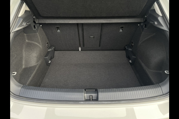 Volkswagen T-Roc 1.5 TSI Style | LED | Camera | Carplay | Climate