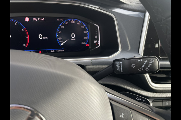 Volkswagen T-Roc 1.5 TSI Style | LED | Camera | Carplay | Climate