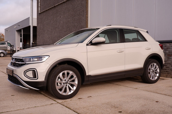 Volkswagen T-Roc 1.5 TSI Style | LED | Camera | Carplay | Climate