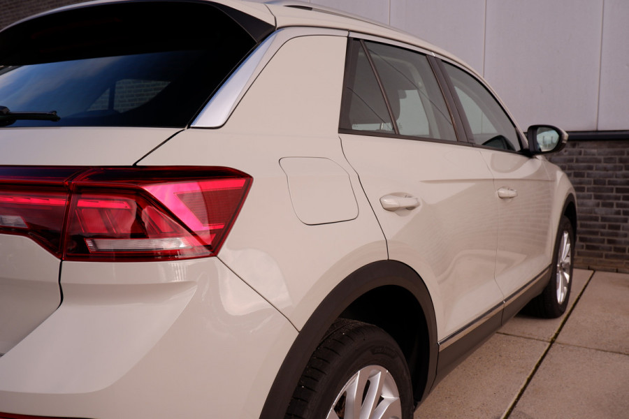 Volkswagen T-Roc 1.5 TSI Style | LED | Camera | Carplay | Climate