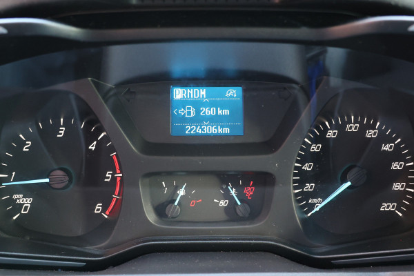 Ford Transit Custom 290 2.0 TDCI 170 PK L2H1 Limited | Standkachel | Navigatie | Stoelverwarming | Camera | Cruise control | Trekhaak | NAP Logisch | Dakdragers | Airco | 3-Zitter