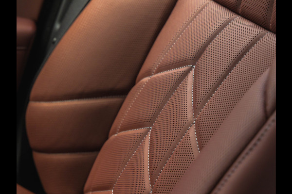 BMW i7 xDrive60 - Bowers & Wilkins - Automatische Deuren - Stoelventilatie + Massage