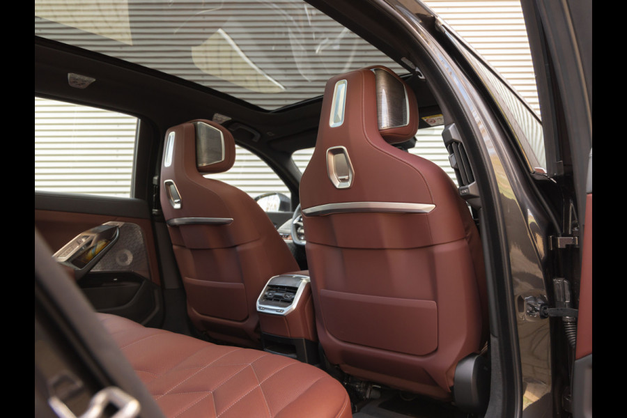 BMW i7 xDrive60 - Bowers & Wilkins - Automatische Deuren - Stoelventilatie + Massage