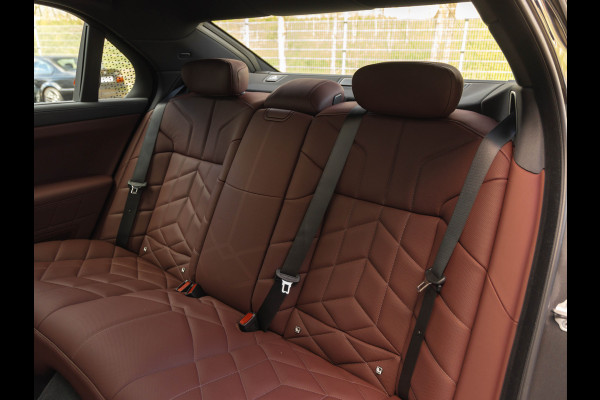 BMW i7 xDrive60 - Bowers & Wilkins - Automatische Deuren - Stoelventilatie + Massage