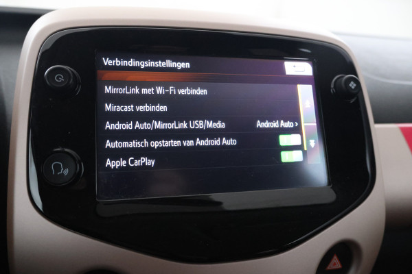 Citroën C1 1.0 VTi Elle Apple Carplay / Parkeer camera / 5 deurs!