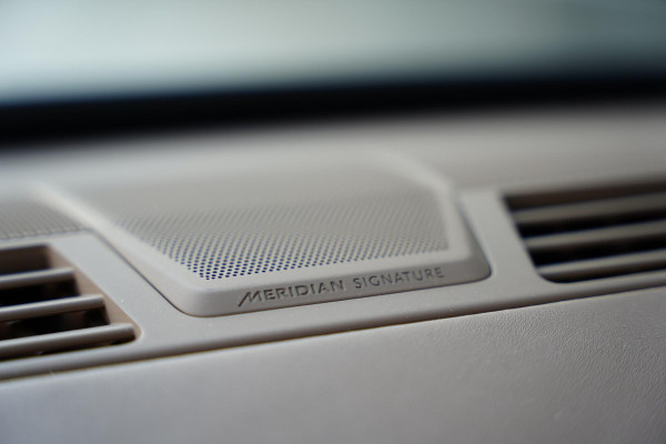 Land Rover Range Rover P 550 E SV Sunset Gold / Leather SV Beige Brown