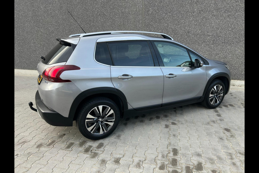 Peugeot 2008 1.2 PureTech GT-line | CARPLAY | PANO | TREKHAAK | NAVI | BLUETOOTH | AUX/USB | CC | PDC | APK T/M 20-10-2026 | TOP