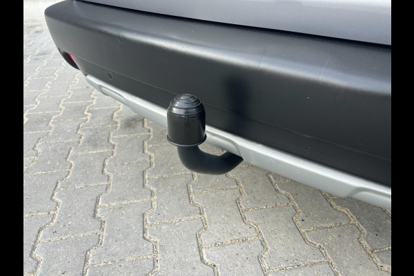 Peugeot 2008 1.2 PureTech GT-line | CARPLAY | PANO | TREKHAAK | NAVI | BLUETOOTH | AUX/USB | CC | PDC | APK T/M 20-10-2026 | TOP