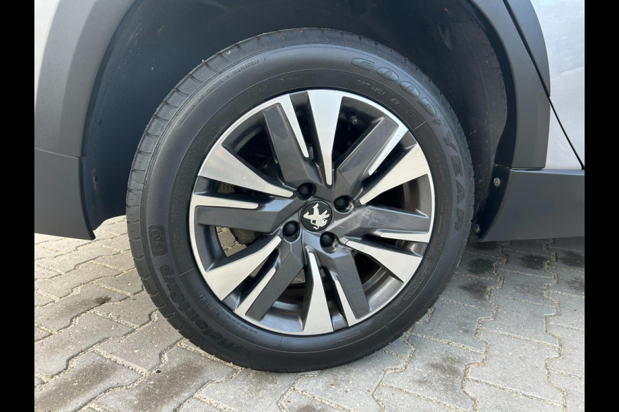 Peugeot 2008 1.2 PureTech GT-line | CARPLAY | PANO | TREKHAAK | NAVI | BLUETOOTH | AUX/USB | CC | PDC | APK T/M 20-10-2026 | TOP