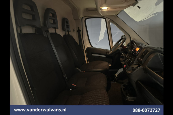 Peugeot Boxer 2.2 BlueHDi 120pk L1H1 Euro6 Airco | Dakdragers | 2500kg Trekhaak Bijrijdersbank