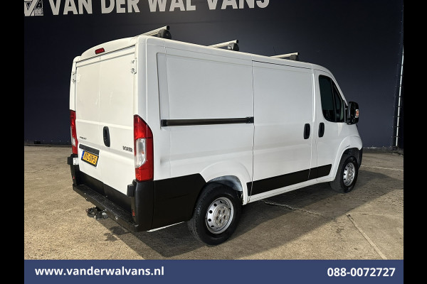 Peugeot Boxer 2.2 BlueHDi 120pk L1H1 Euro6 Airco | Dakdragers | 2500kg Trekhaak Bijrijdersbank