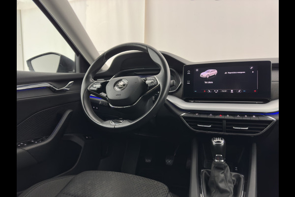 Škoda Octavia Combi 1.5 TSI First Edition (INCL.BTW) *FULL-LED | DIGI-COCKPIT | ADAPTIVE-CRUISE | LANE-ASSIST | HEATED-COMFORTSEATS | KEYLESS | AMBIENT-LIGHT | DAB+ | PRIVACY-GLASS | NAVI-FULLMAP | 18''ALU | TOWBAR*