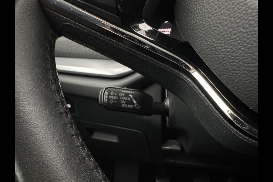 Škoda Octavia Combi 1.5 TSI First Edition (INCL.BTW) *FULL-LED | DIGI-COCKPIT | ADAPTIVE-CRUISE | LANE-ASSIST | HEATED-COMFORTSEATS | KEYLESS | AMBIENT-LIGHT | DAB+ | PRIVACY-GLASS | NAVI-FULLMAP | 18''ALU | TOWBAR*
