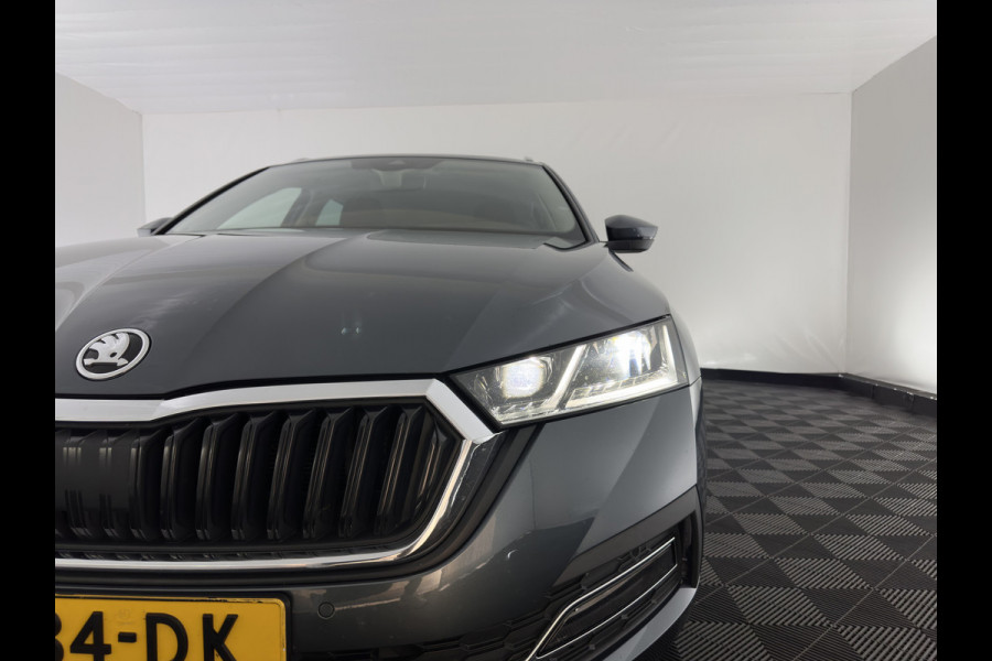 Škoda Octavia Combi 1.5 TSI First Edition (INCL.BTW) *FULL-LED | DIGI-COCKPIT | ADAPTIVE-CRUISE | LANE-ASSIST | HEATED-COMFORTSEATS | KEYLESS | AMBIENT-LIGHT | DAB+ | PRIVACY-GLASS | NAVI-FULLMAP | 18''ALU | TOWBAR*