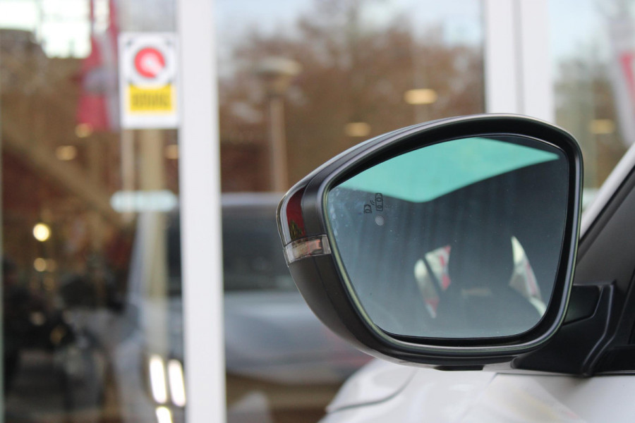 Peugeot 208 1.2 130PK AUTOMAAT GT PACK | BLACK PACK | PANORAMA DAK | ALCANTARA BEKLEDING | ACHTERUITRIJ CAMERA | ADAPTIVE CRUISE CONTROL | FULL LED KOPLAMPEN | 3-D INSTRUMENTENPANEEL | STOEL VERWARMING | 17" LICHTMETALEN VELGEN | ALL SEASON BANDEN | DODEHOEK DETECTIE | NAVIGATIE | APPLE CARPLAY/ANDROID AUTO | DAB+ RADIO |