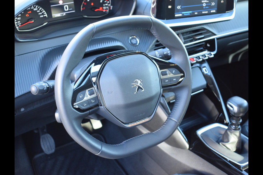 Peugeot 208 1.2 PureTech Allure Pack 100 PK | STOELVERWARMING | CLIMATE CONTROL | APPLE CARPLAY | PARKEERSENSOREN MET CAMERA | 14.486 KM