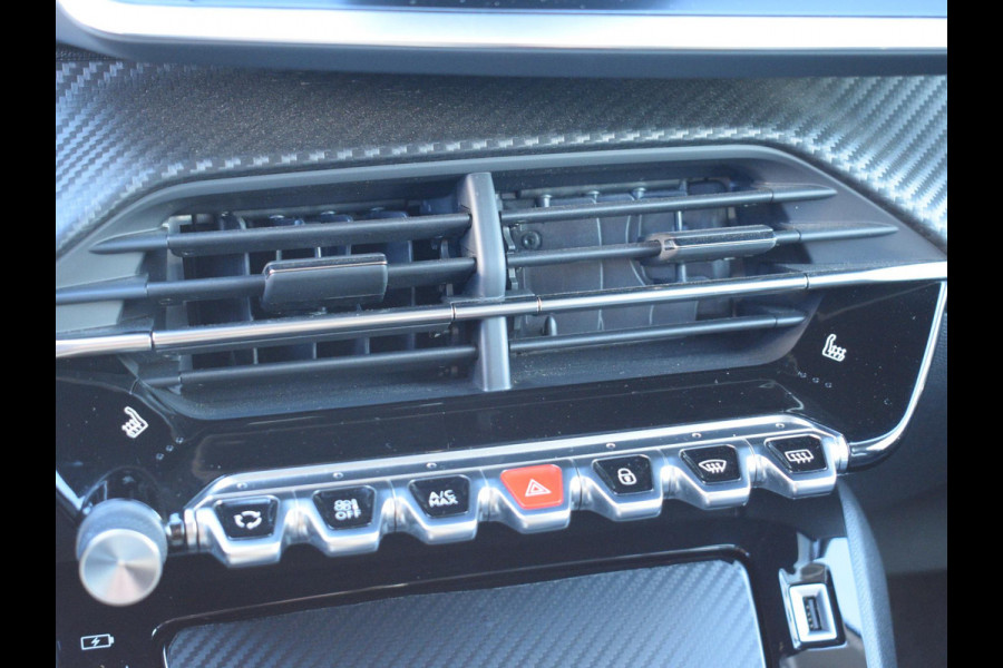 Peugeot 208 1.2 PureTech Allure Pack 100 PK | STOELVERWARMING | CLIMATE CONTROL | APPLE CARPLAY | PARKEERSENSOREN MET CAMERA | 14.486 KM