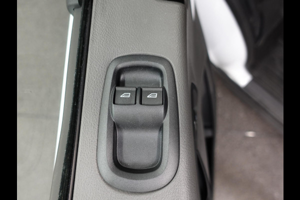 Ford Transit 130pk 2.0 L2H2 Trend Automaat Airco Navi Cruise Automaat Airco Navi Bluetooth Camera V+A DAB+ Cruise