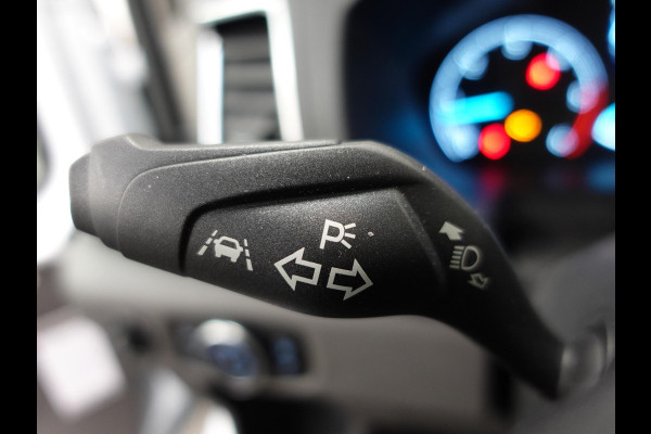 Ford Transit 130pk 2.0 L2H2 Trend Automaat Airco Navi Cruise Automaat Airco Navi Bluetooth Camera V+A DAB+ Cruise