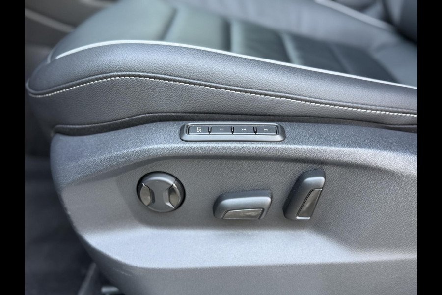 Volkswagen Tiguan 1.4 eHybrid DSG R-Line Business+ |Full Options|Black style|20"|Pano|Leer|360Cam|Trekhaak