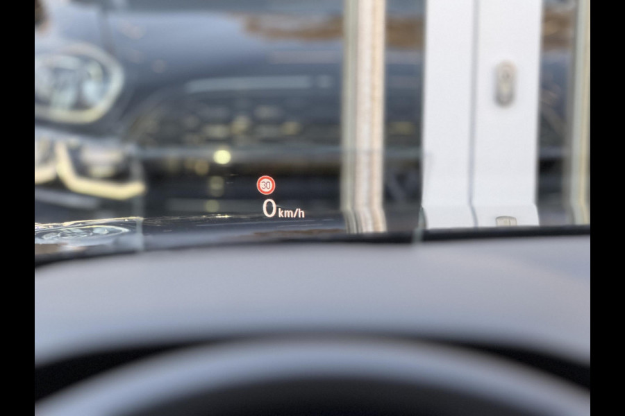 Volkswagen Tiguan 1.4 eHybrid DSG R-Line Business+ |Full Options|Black style|20"|Pano|Leer|360Cam|Trekhaak