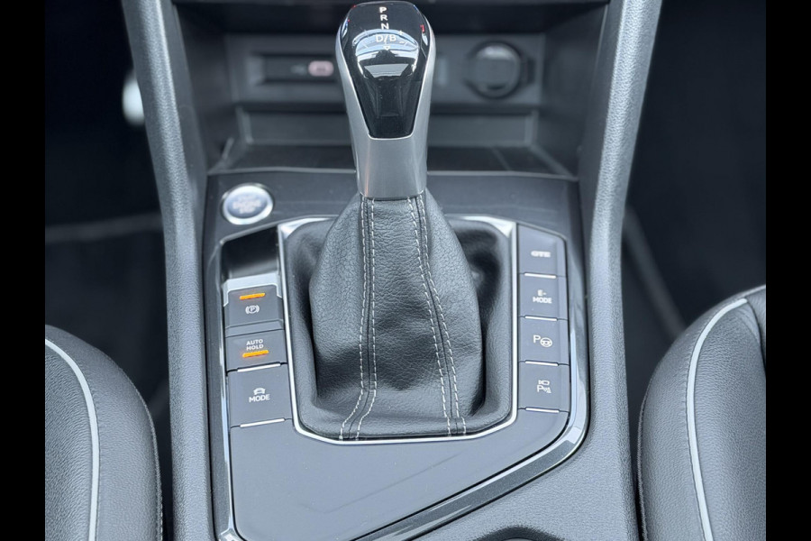 Volkswagen Tiguan 1.4 eHybrid DSG R-Line Business+ |Full Options|Black style|20"|Pano|Leer|360Cam|Trekhaak