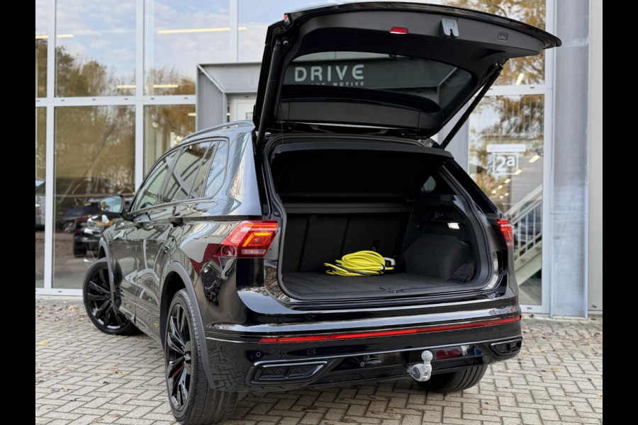 Volkswagen Tiguan 1.4 eHybrid DSG R-Line Business+ |Full Options|Black style|20"|Pano|Leer|360Cam|Trekhaak
