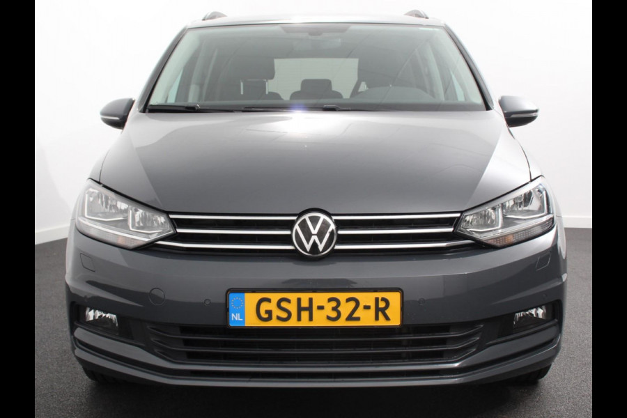 Volkswagen Touran 1.5 TSI DSG Comfortline 7p Navigatie Apple Carplay/Android Auto Parkeersensoren Adaptive Cruise Control Stoelverwarming Climate Control