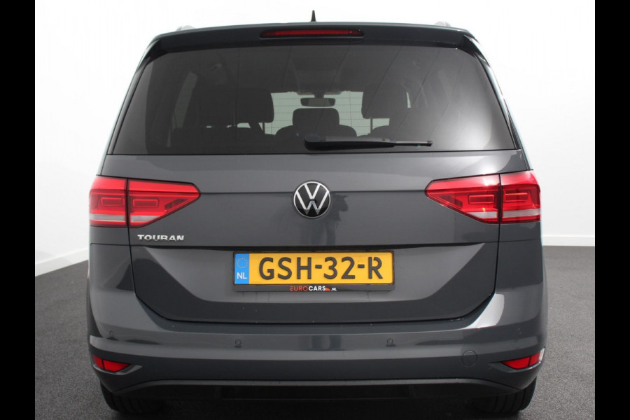 Volkswagen Touran 1.5 TSI DSG Comfortline 7p Navigatie Apple Carplay/Android Auto Parkeersensoren Adaptive Cruise Control Stoelverwarming Climate Control