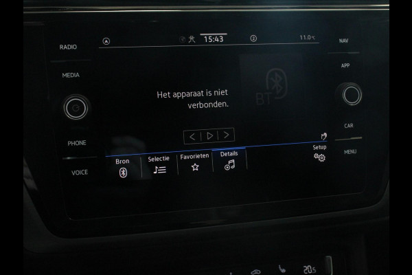 Volkswagen Touran 1.5 TSI DSG Comfortline 7p Navigatie Apple Carplay/Android Auto Parkeersensoren Adaptive Cruise Control Stoelverwarming Climate Control