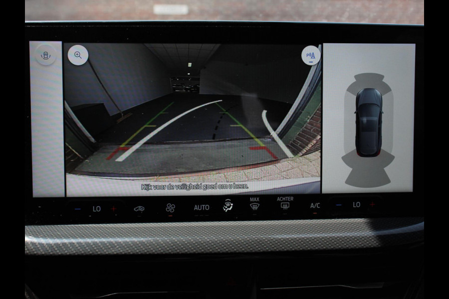 Ford FOCUS Wagon 1.0 EcoBoost Hybrid ST Line Navigatie Climate Control Led Dab Camera Parkeer sensoren Cruise Control Lichtmetalen velgen