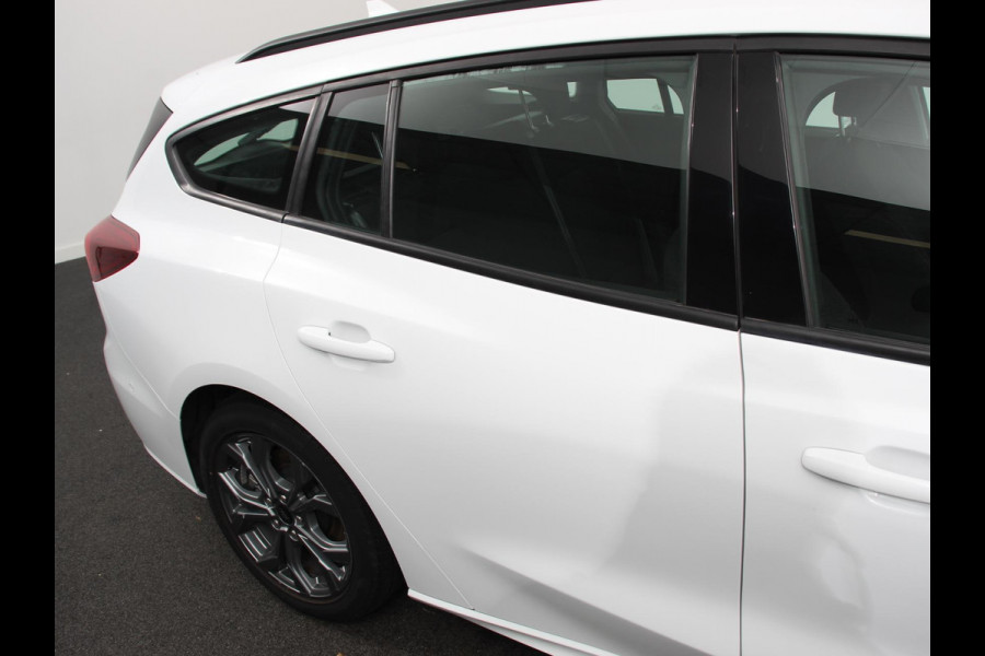 Ford FOCUS Wagon 1.0 EcoBoost Hybrid ST Line Navigatie Climate Control Led Dab Camera Parkeer sensoren Cruise Control Lichtmetalen velgen