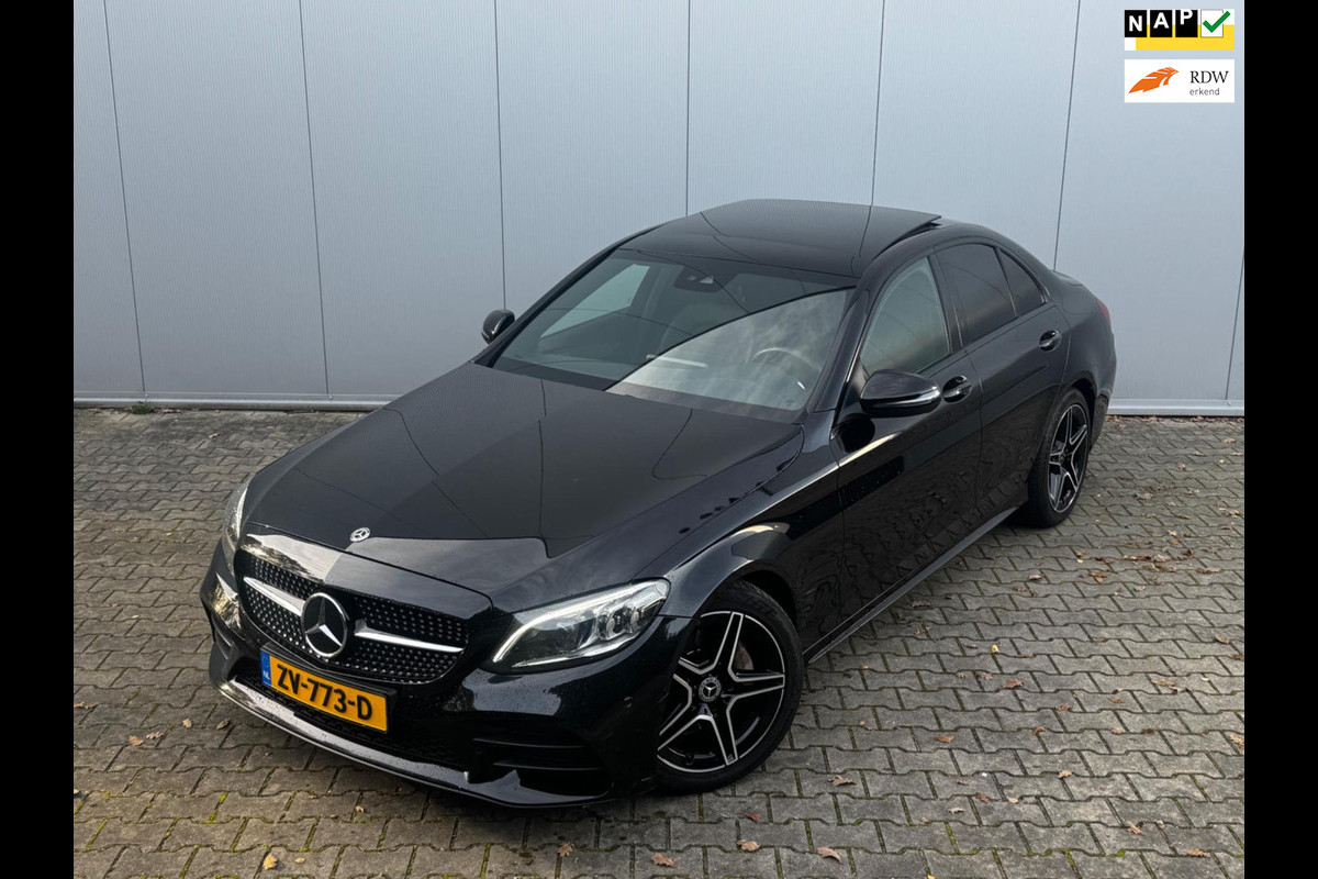 Mercedes-Benz C-Klasse C180 AMG BUSINESS SOLUTIONS PANORAMADAK VIRTUAL ORIGINEEL NEDERLANDS DEALER NAP