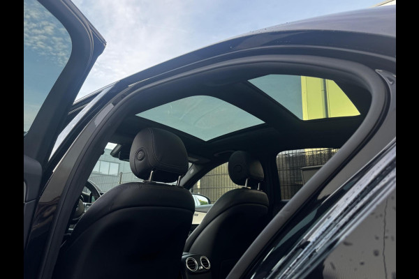 Mercedes-Benz C-Klasse C180 AMG BUSINESS SOLUTIONS PANORAMADAK VIRTUAL ORIGINEEL NEDERLANDS DEALER NAP