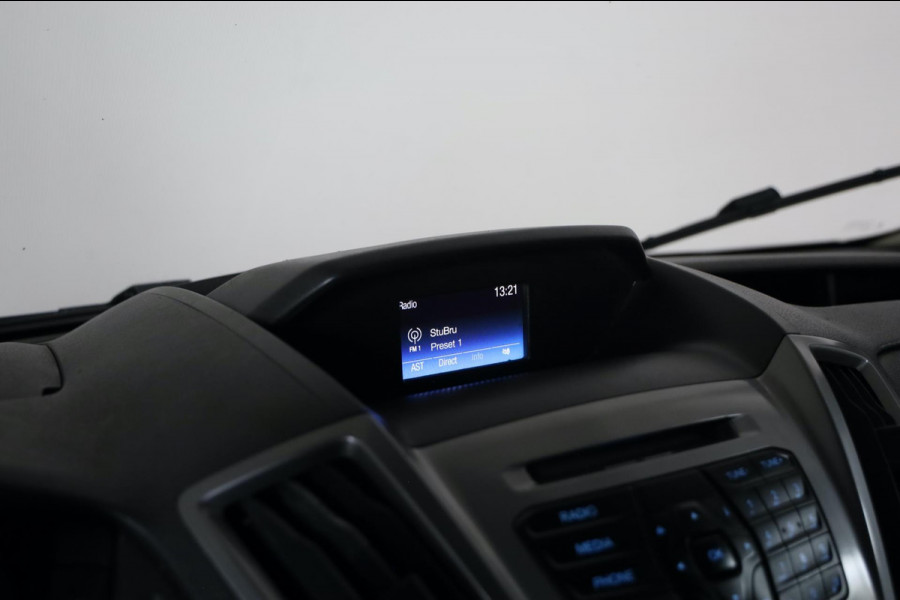 Ford Transit 350 2.0 TDCI L2/H2 Trend AWD 4X4 170PK ZWART AIRCO TREKHAAK CRUISE 12/2018 LEASE V/A € 112,- pm INRUIL MOGELIJK