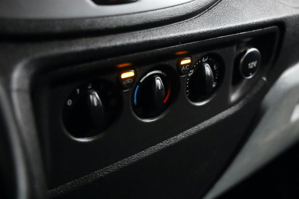 Ford Transit 350 2.0 TDCI L2/H2 Trend AWD 4X4 170PK ZWART AIRCO TREKHAAK CRUISE 12/2018 LEASE V/A € 112,- pm INRUIL MOGELIJK