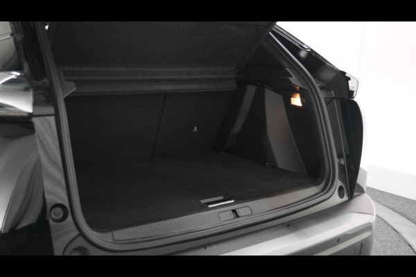 Peugeot 2008 PureTech 130 EAT8 GT | Trekhaak | 360 Camera | Adaptieve Cruise Control | Apple Carplay